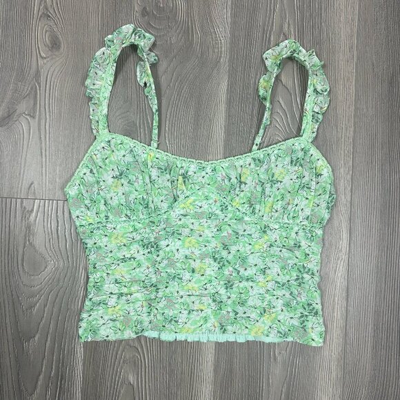 Astr Tops - ASTR The Label Green Floral Ruched Ruffle Crop Top Small